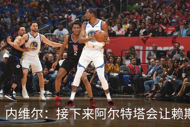 内维尔：接下来阿尔特塔会让赖斯替换若日尼奥